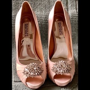 Badgley Mischka Brooch Satin Pump Peep Toe Heel